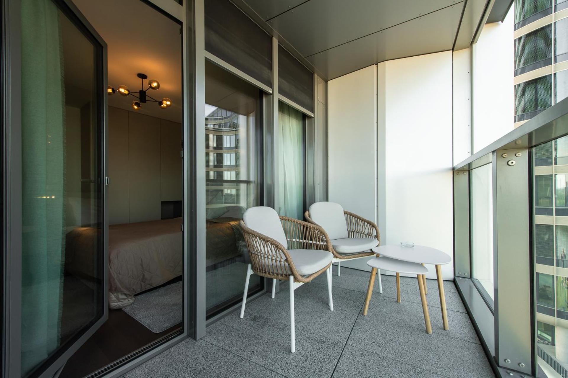 Nikas Eurovea Apartments - Free Parking Братислава Екстер'єр фото