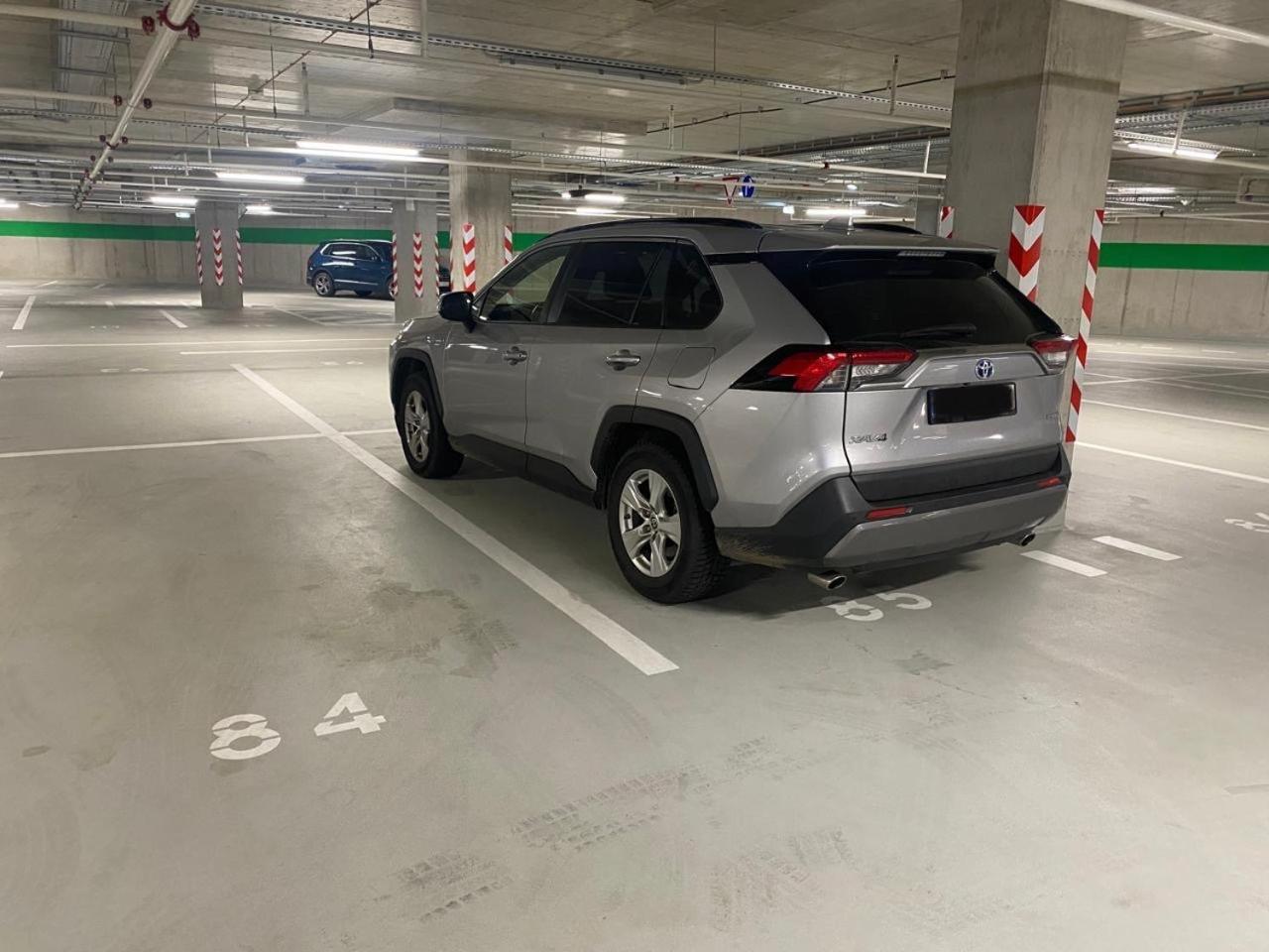 Nikas Eurovea Apartments - Free Parking Братислава Екстер'єр фото